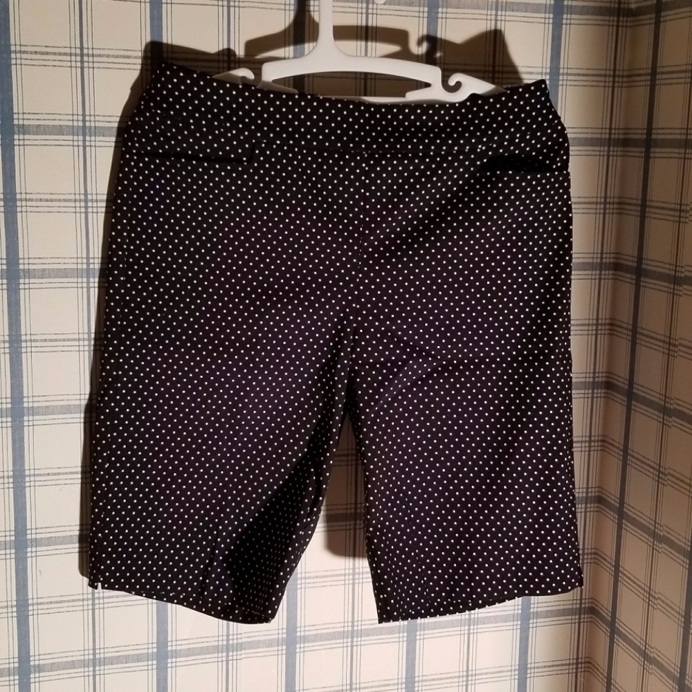 Shorts Black & white poka dot